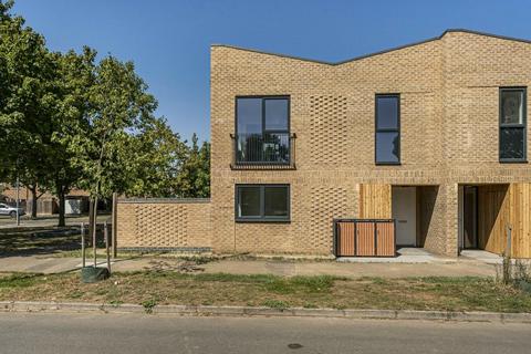 undefined, Cameron Road, Cambridge CB4