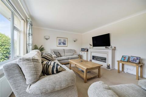 undefined, Dozmere Close, Feock, Truro