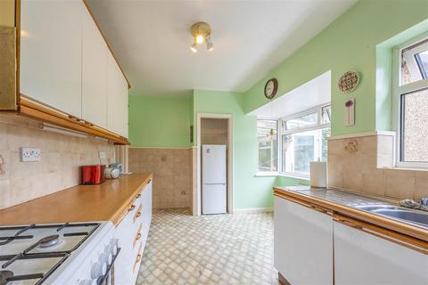 2 bedroom semi-detached bungalow for sale, FAIRWAY GARDENS, Leigh-On-Sea