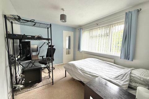 62 Levett Road, Leatherhead, KT22 7EQ