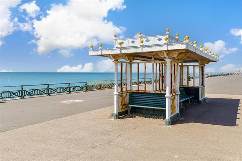2 bedroom flat for sale, Brunswick Terrace, Hove, East Sussex