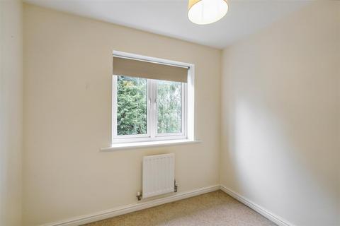 8 Beaumont Square, Nottingham, NG8 2HA