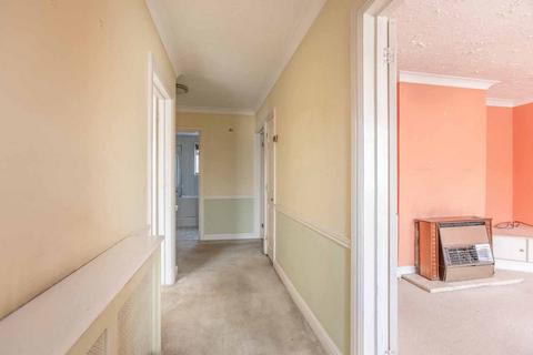 undefined, Thirlmere Avenue, Burnham SL1