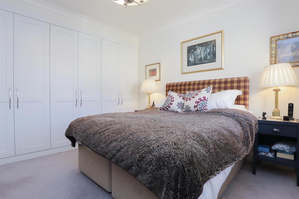 Master Bedroom 2.jpg