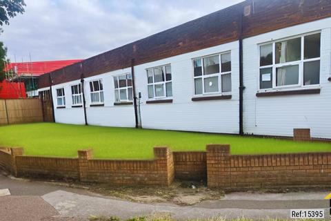 Warehouse to rent - Headstone Lane, Harrow, London Borough of HA3
