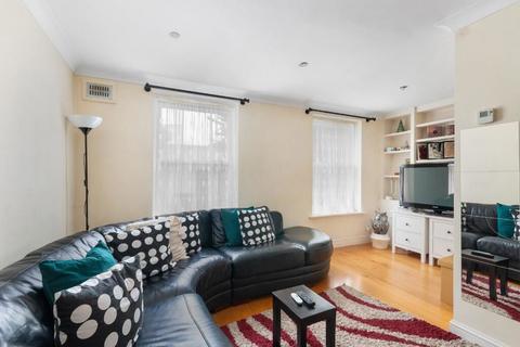 51 Warner Road, London, SE5 9NE