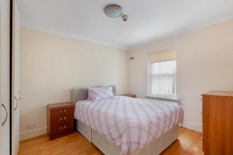 51 Warner Road, London, SE5 9NE