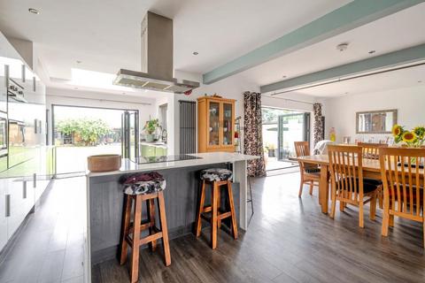 5 bedroom detached bungalow for sale, Hereford,  Herefordshire,  HR2