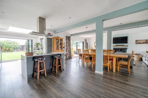 5 bedroom detached bungalow for sale, Hereford,  Herefordshire,  HR2