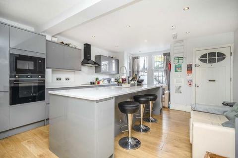 undefined, Manchester Road, London E14