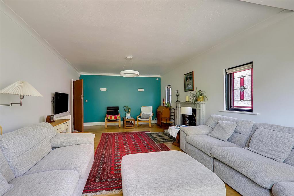 IMG 9904-IMG 9906.jpg