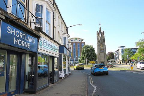undefined, The Square, Kenilworth