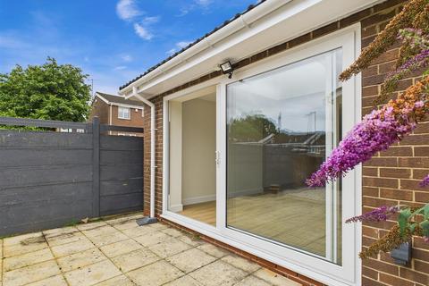 9 Aldam Close, Sheffield, S17 4GE
