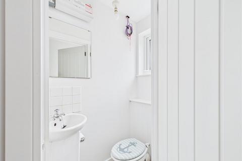 9 Aldam Close, Sheffield, S17 4GE