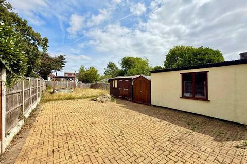 undefined, Westcliff on Sea SS0
