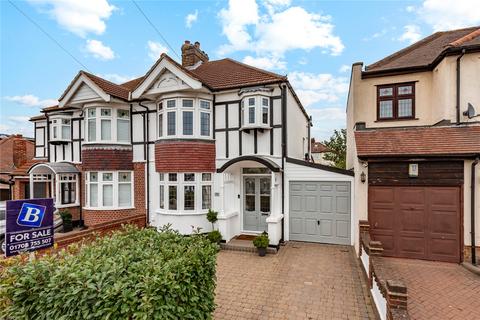 3 bedroom semi-detached house for sale, Ashmour Gardens, Romford, RM1