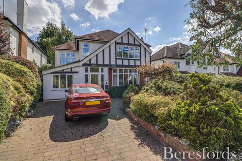 undefined, Mount Crescent, Warley, CM14