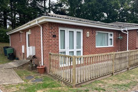 2 bedroom semi-detached bungalow for sale, Gurnard Pines, Cockleton Lane, Cowes