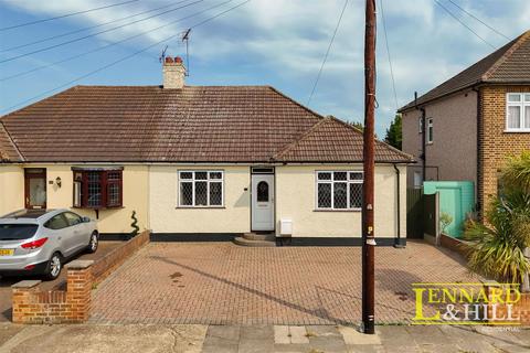 3 bedroom semi-detached bungalow for sale, Gordon Road, Grays RM16