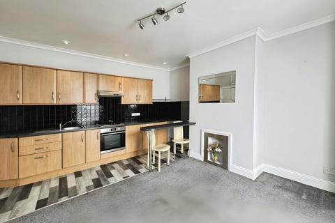 2 bedroom terraced house for sale, Mill Street, Birstall, WF17