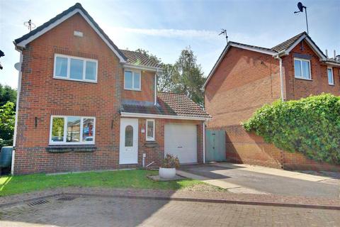 3 bedroom detached house for sale, Inglefield Close, Beverley