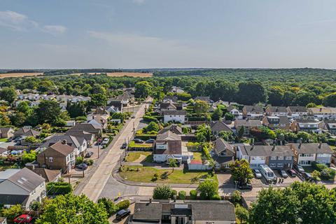 4 bedroom detached house for sale, Woodlands Road, Hockley, SS5