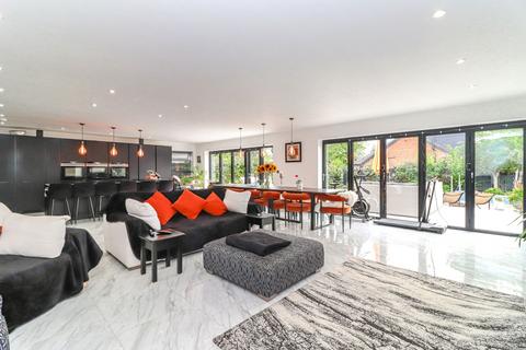 undefined, Oakwood Road, Bricket Wood, AL2