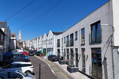 3 bedroom townhouse for sale, La Manche St Johns Road