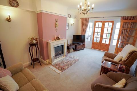18 The Holt, Wallington, SM6 7LG