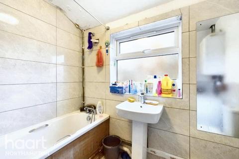 3 bedroom terraced house for sale, Purser Road, Northampton