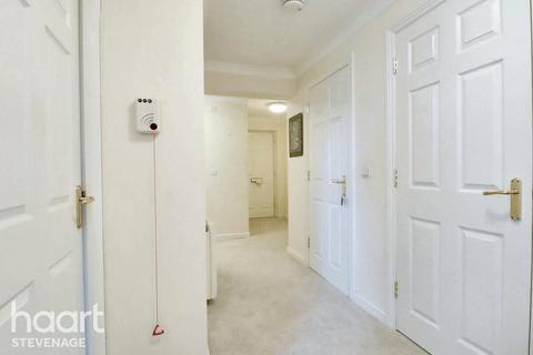 undefined, Danestrete, STEVENAGE
