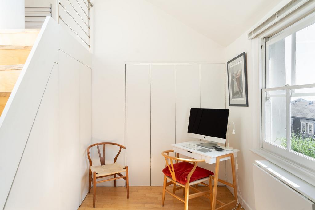 304184 - FLASK-WALK-48.jpg