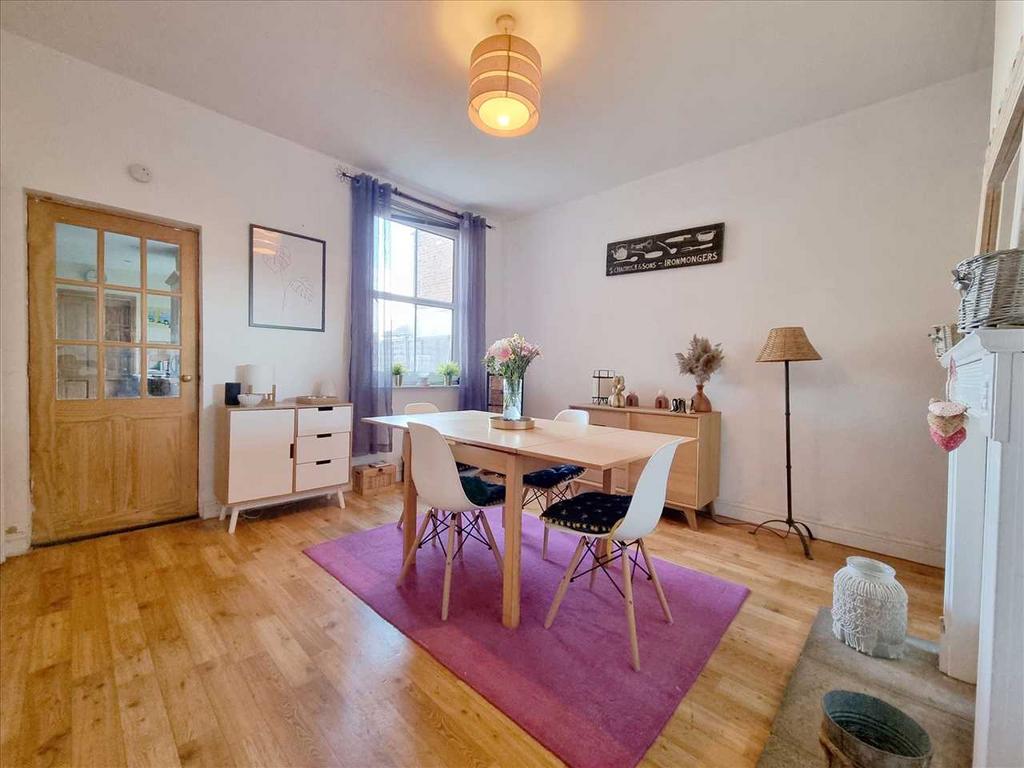 Dining Room: