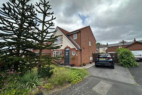 3 bedroom detached house for sale, Glover Drive, Hyde, Greater Manchester, SK14 1RT