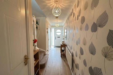 3 bedroom detached house for sale, Glover Drive, Hyde, Greater Manchester, SK14 1RT