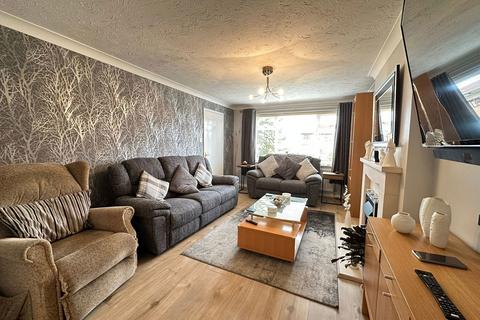 3 bedroom detached house for sale, Glover Drive, Hyde, Greater Manchester, SK14 1RT