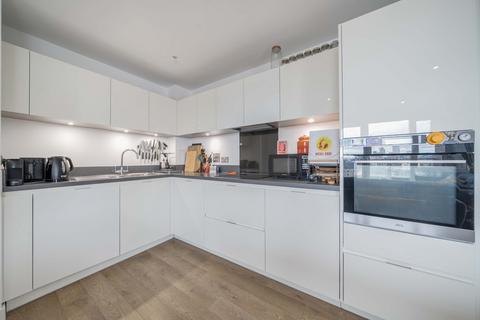 2 bedroom apartment for sale, Creekside, Greenwich