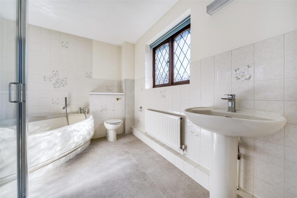 Ensuite