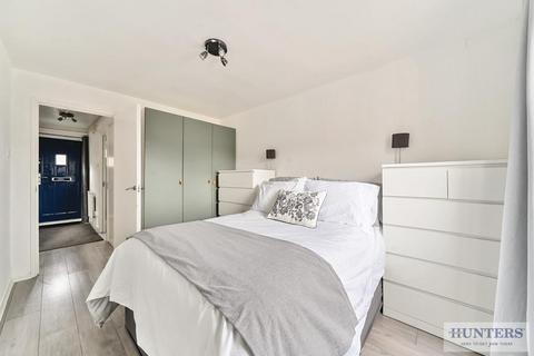 75 Burrage Road, London, SE18 7LN
