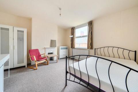 98 Woolmer Road, The Meadows, Nottingham, NG2 2FD