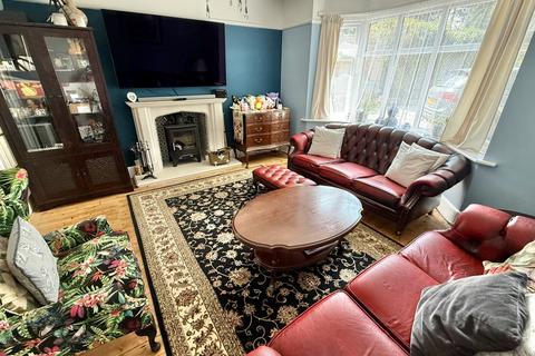 4 bedroom detached house for sale, New Road, Ferndown, BH22