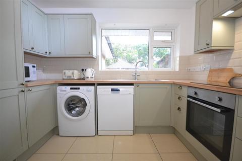 undefined, Bugdens Lane, Verwood BH31