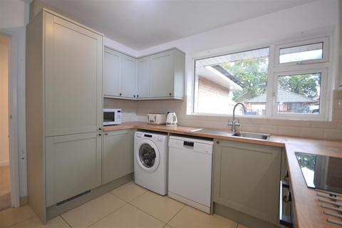 undefined, Bugdens Lane, Verwood BH31