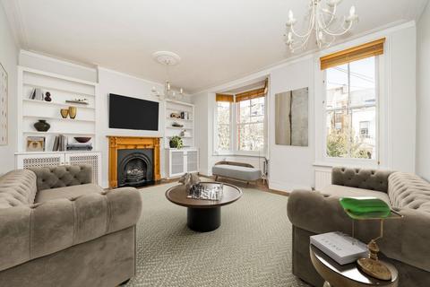 3 bedroom flat for sale, Santos Road, London SW18