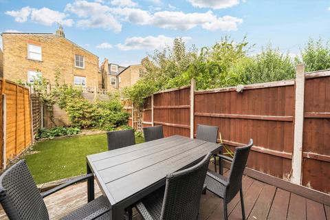 3 bedroom flat for sale, Santos Road, London SW18