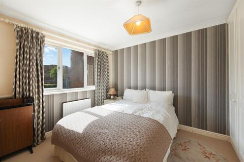 undefined, Dorchester Terrace, Holders Hill Crescent, Hendon, NW4