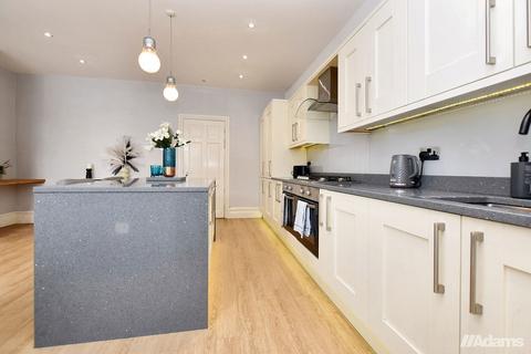 4 bedroom end of terrace house for sale, The Avenue, Leigh, WN7