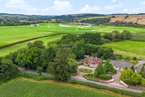 undefined, Umberleigh