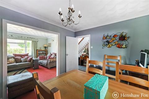 3 bedroom detached house for sale, Larch Avenue, Holbury, Hampshire
