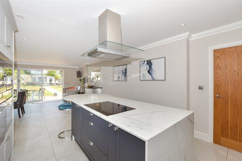 5 bedroom detached house for sale, Valdene Close, Sutton Valence, Maidstone, Kent